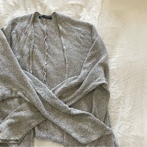 BRANDY MELVILLE CARDIGAN